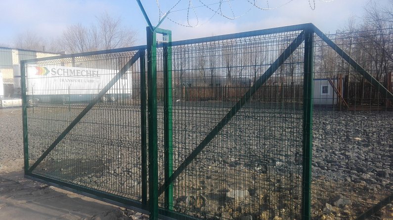 Ограждение склада ООО "ПСТ-Ю"